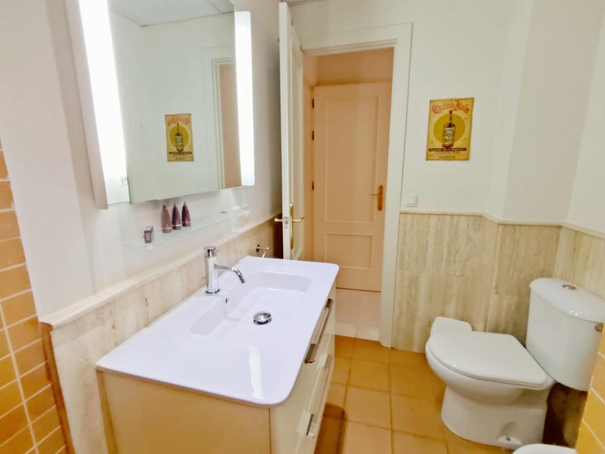 Homeyseville-Bright Apartment At Santa Cruz 4 Pax, Parking Optional エクステリア 写真